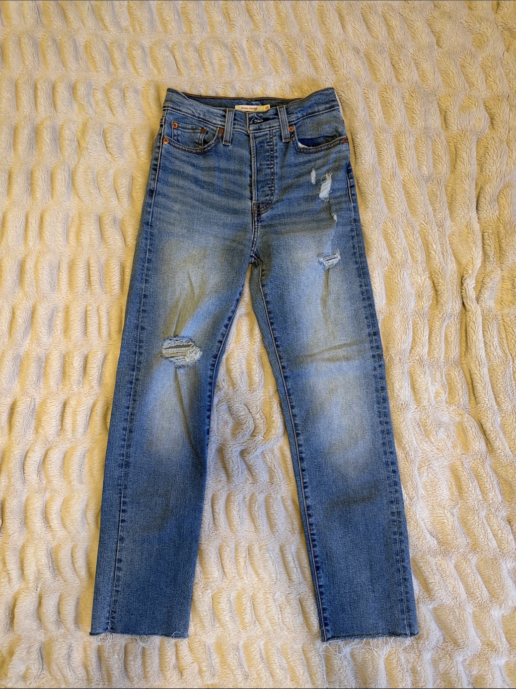 Levis StraightLeg Distressed Jeans Wedgie Straight
